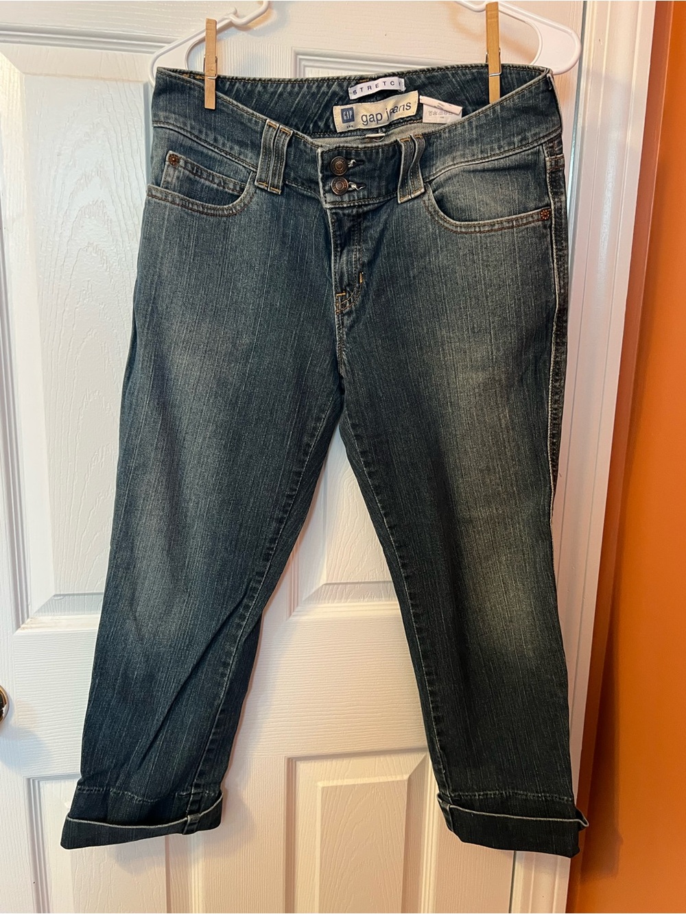 GAP Women's Dark Blue Cropped Stretch Jeans